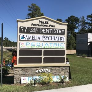 road sign for great strides in yulee